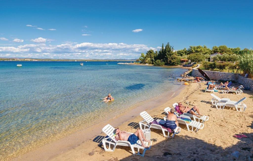 Apartmani Cizmesija Tkon Exteriér fotografie
